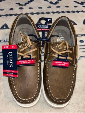 Chaps Men's Brown Memory Foam Boat Shoes!  Size 7.5! New with Tags!
